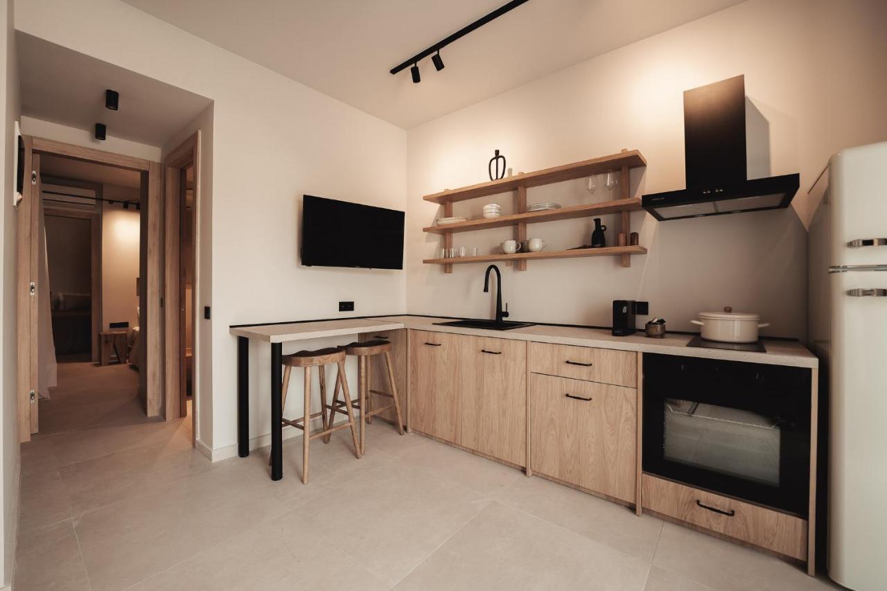 Om Living Afitos Apartment Екстериор снимка