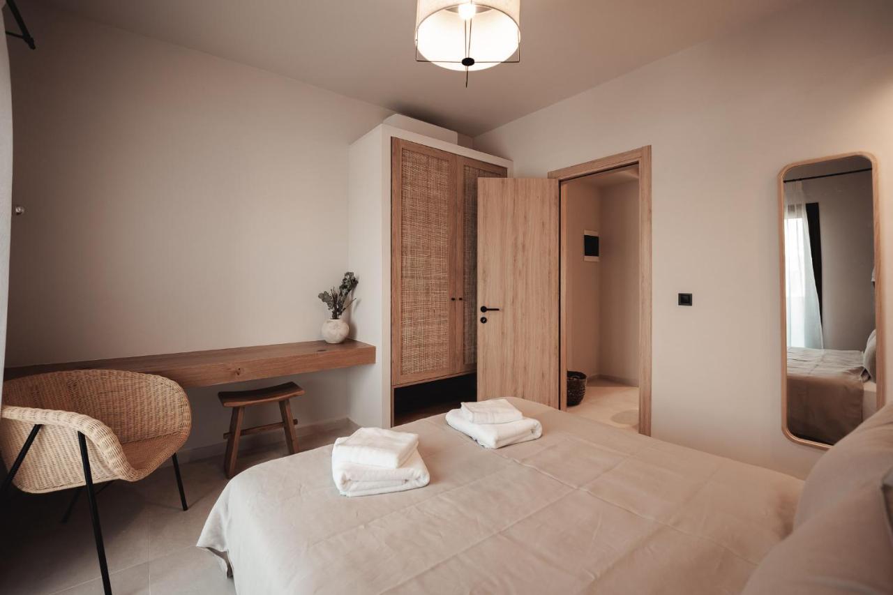Om Living Afitos Apartment Екстериор снимка